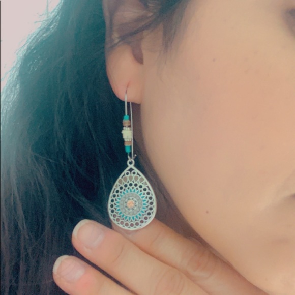 Drop earrings - Picture 2 of 4